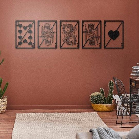 Royal Flush Metal Wall Art Playing Card Deck Poker Royal Queen King Black Luxury Monochrome Casino Poker House Decoration